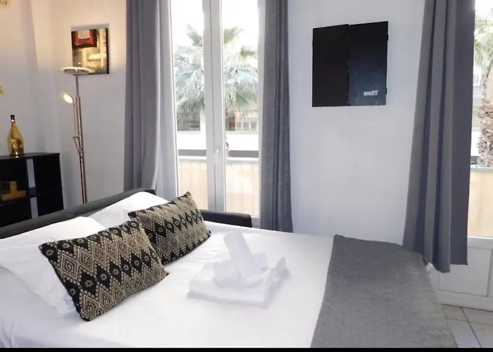 Beau T1 Bis Centre Juan Les Pins